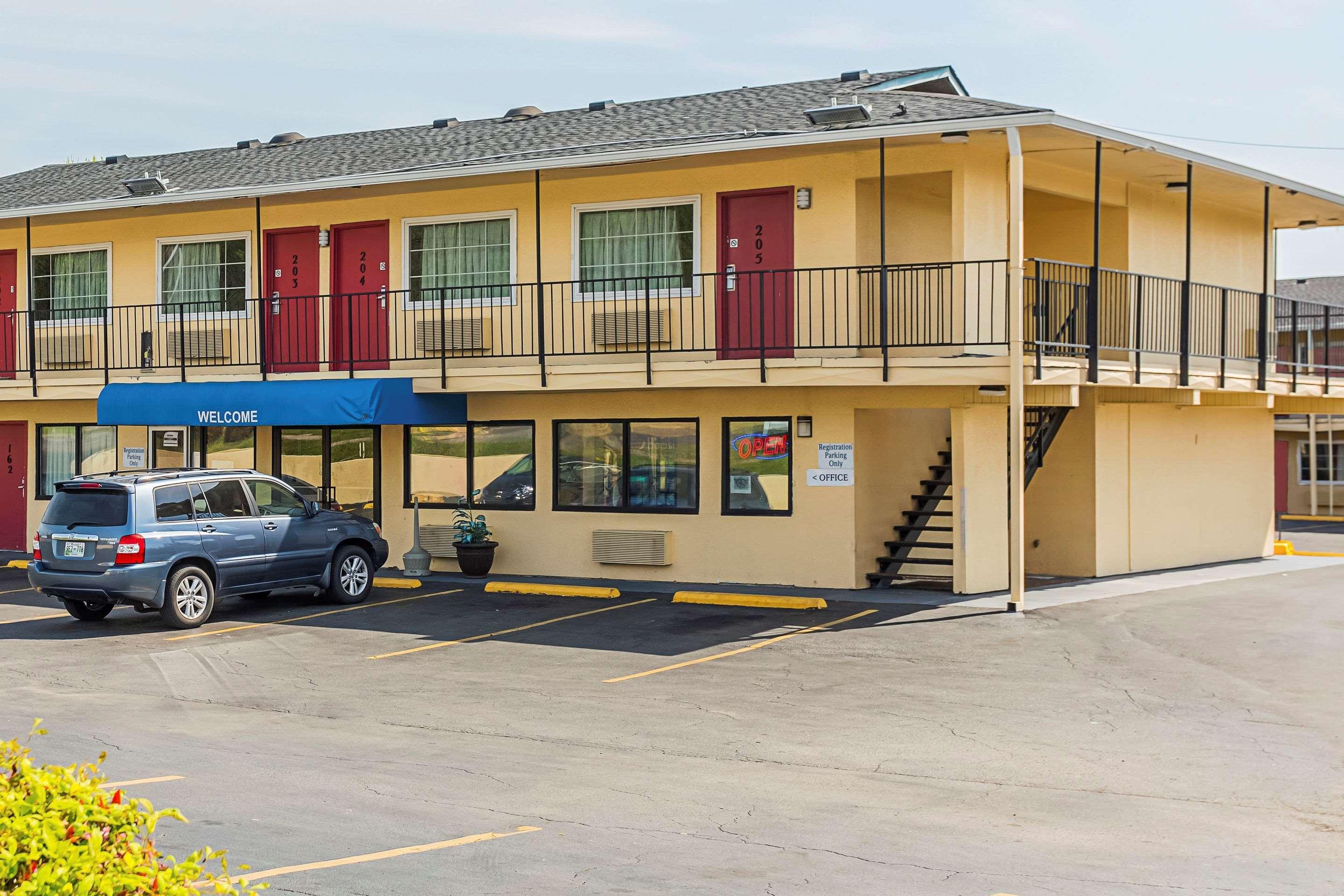 Rodeway Inn Nashville Airport South エクステリア 写真