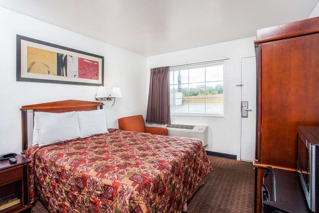 Rodeway Inn Nashville Airport South 部屋 写真